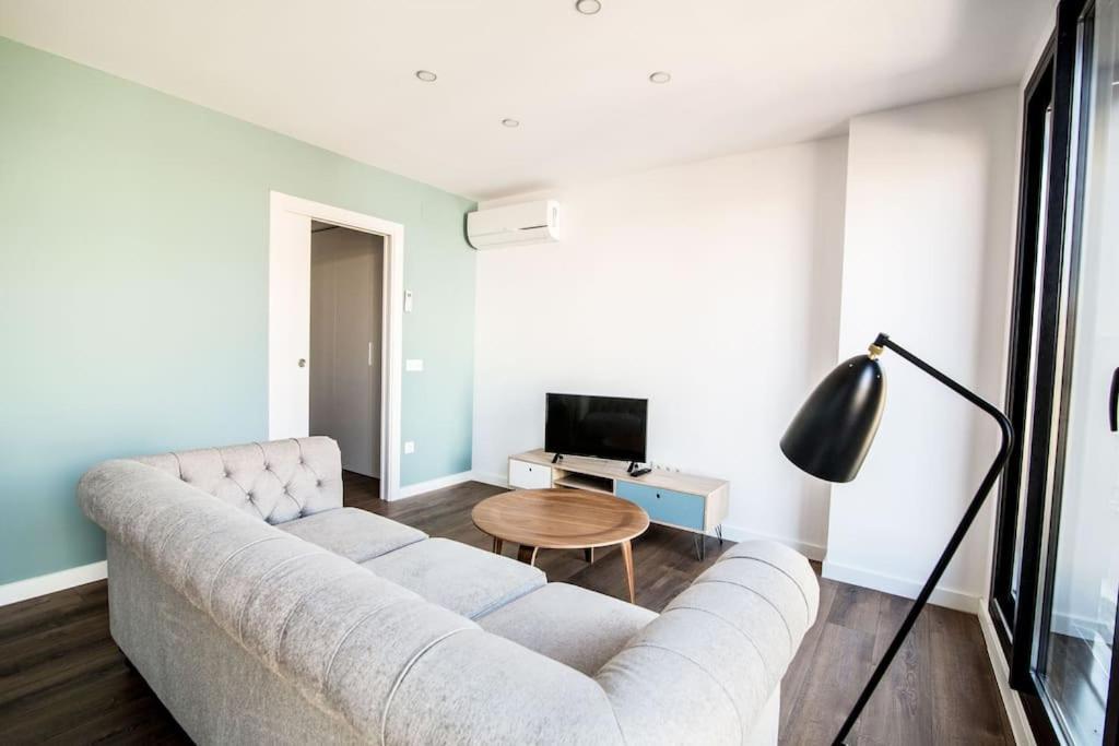 3-2 Apartamento De Diseno En El Centro De Reus Apartment Ngoại thất bức ảnh