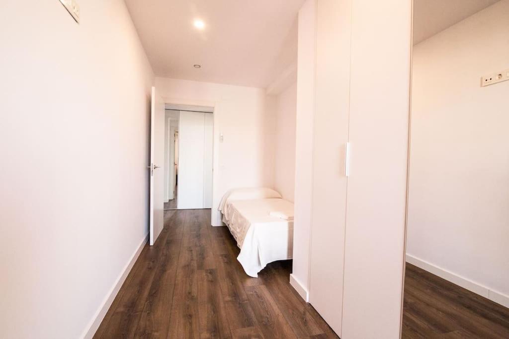 3-2 Apartamento De Diseno En El Centro De Reus Apartment Ngoại thất bức ảnh
